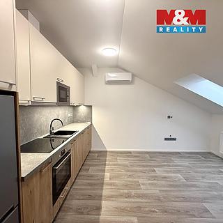 Pronájem bytu 2+kk 40 m² Králova Lhota