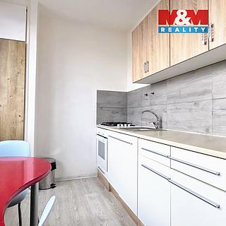 Prodej bytu 1+1 37 m² Ostrava Poruba, Na Robinsonce