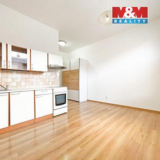 Pronájem bytu 1+kk, garsoniery 23 m² Hradec Králové