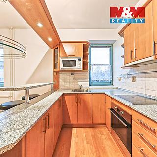 Pronájem bytu 2+kk 49 m² Dvůr Králové nad Labem Dvůr Králové nad Labem, Štefánikova