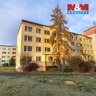 Prodej bytu 1+kk a garsoniéry 83 m² Teplice Trnovany