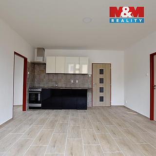 Pronájem bytu 3+kk 57 m² Nechanice, Husovo nám.