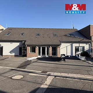 Pronájem kanceláře 96 m&sup2; Pardubice