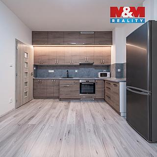 Prodej bytu 1+kk, garsoniery 40 m&sup2; Milovice