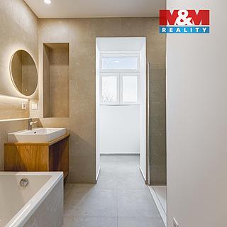 Prodej bytu 2+kk 63 m² Klatovy II, Dukelská