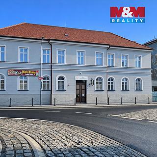 Prodej rodinného domu 1 803 m² Podbořany, Revoluční