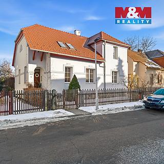 Prodej rodinného domu 182 m² Loštice, Trávník