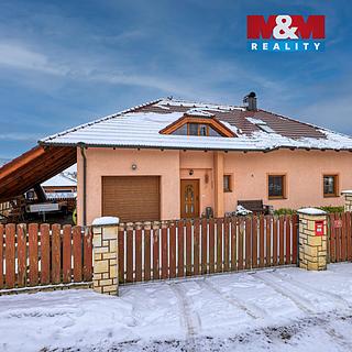 Prodej rodinného domu 249 m&sup2; Kvíčovice