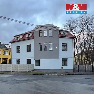 Prodej činžovního domu, 350m&sup2;