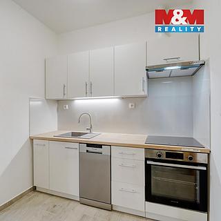 Pronájem bytu 1+1 34 m² Plzeň Jižní Předměstí, Husova