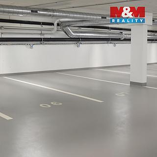 Pronájem garáže 13 m² Hradec Králové Pražské Předměstí