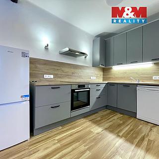 Pronájem bytu 2+kk 60 m² Uhlířské Janovice Mitrov