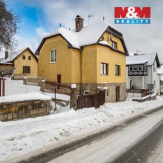 Prodej rodinného domu 243 m² Zásada