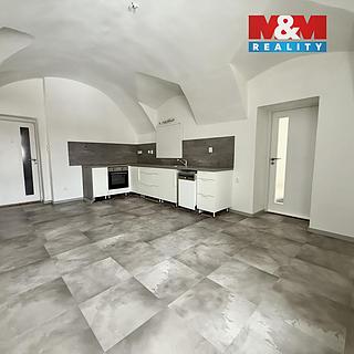 Pronájem bytu 3+kk 77 m² Veselé