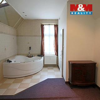 Pronájem bytu 2+kk 38 m&sup2; Trutnov