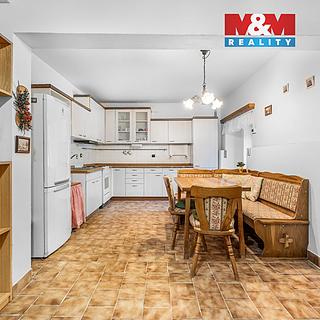 Prodej rodinného domu 179 m² Veselá