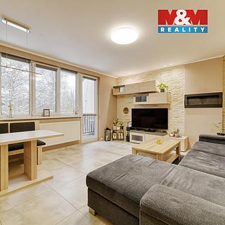 Prodej bytu 3+1 64 m² Valy, Pod Lesem