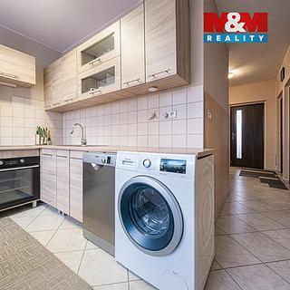 Prodej bytu 4+1 76 m² Chomutov, Borová