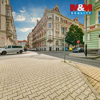 Pronájem bytu 2+1 90 m&sup2; Plzeň