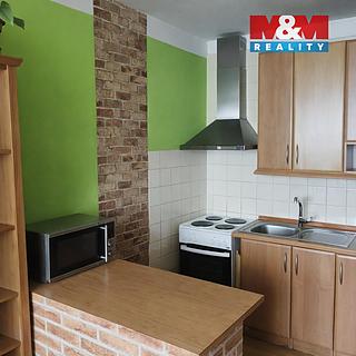 Pronájem bytu 3+1 76 m&sup2; Lány