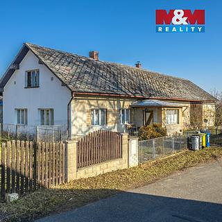 Prodej rodinného domu 104 m&sup2; Kněžmost