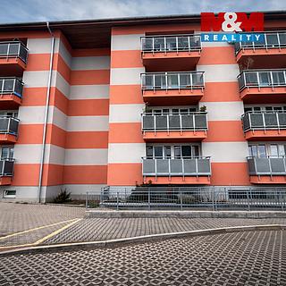 Pronájem bytu 2+kk 49 m&sup2; Kladno