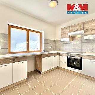 Pronájem rodinného domu 63 m&sup2; Pchery