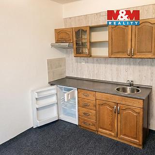 Pronájem bytu 1+kk a garsoniéry 20 m² Nejdek, J. A. Gagarina