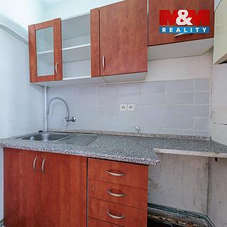 Prodej bytu 1+kk a garsoniéry 23 m² Cheb, Hradební