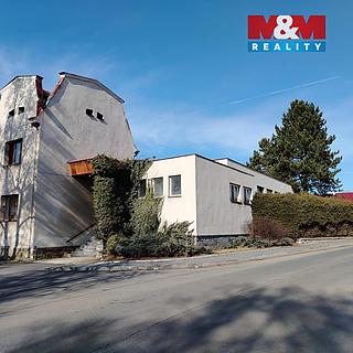 Pronájem obchodu 345 m&sup2; Hradešice