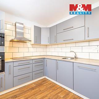 Prodej bytu 2+1 62 m² Děčín, Pohraniční