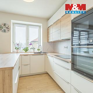 Prodej bytu 3+kk 90 m&sup2; Libušín