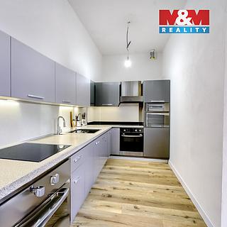 Prodej bytu 2+kk 41 m² Tlučná, Tlučenská kolonie