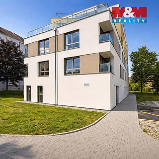 Pronájem bytu 2+kk 38 m² České Budějovice 3, Hálkova