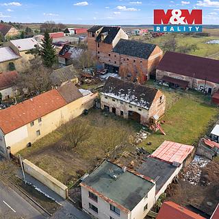 Prodej stavební parcely 801 m² Lužná