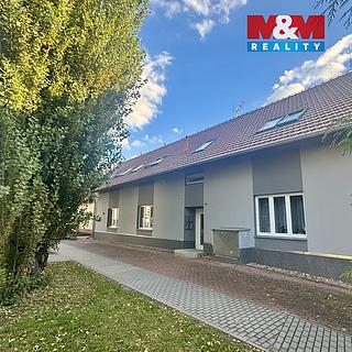 Pronájem bytu 1+1 31 m&sup2; Těšany