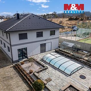 Prodej rodinného domu 188 m&sup2; Tmaň