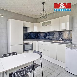 Prodej bytu 2+1 61 m² Chomutov, Jirkovská
