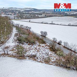 Prodej zahrady 1621 m&sup2; Pchery