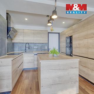 Prodej bytu 4+kk 74 m&sup2; Nezvěstice