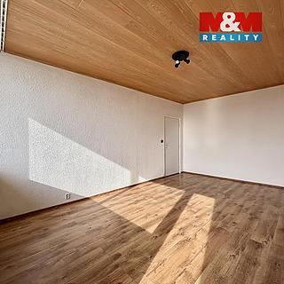 Prodej bytu 2+1 61 m² Chomutov, Dřínovská