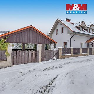 Pronájem rodinného domu 88 m&sup2; Pecka