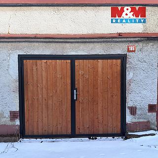 Pronájem garáže 20 m&sup2; Planá