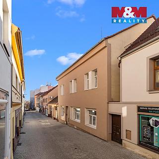 Pronájem bytu 3+kk 56 m² Kladno, Ivana Olbrachta