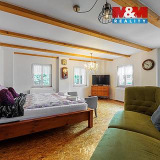 Prodej rodinného domu 228 m² Libá