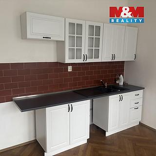 Pronájem bytu 1+kk a garsoniéry 30 m² Svitavy, Nádražní