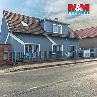 Prodej rodinného domu 180 m&sup2; Horní Počaply