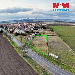 Prodej stavební parcely 1 011 m² Veltěže