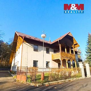 Pronájem skladu 550 m² Včelákov Dolní Babákov