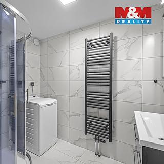 Pronájem bytu 2+1 64 m&sup2; Všenory